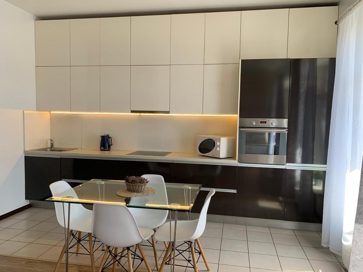 Near Station Apartment 빌뉴스 외부 사진