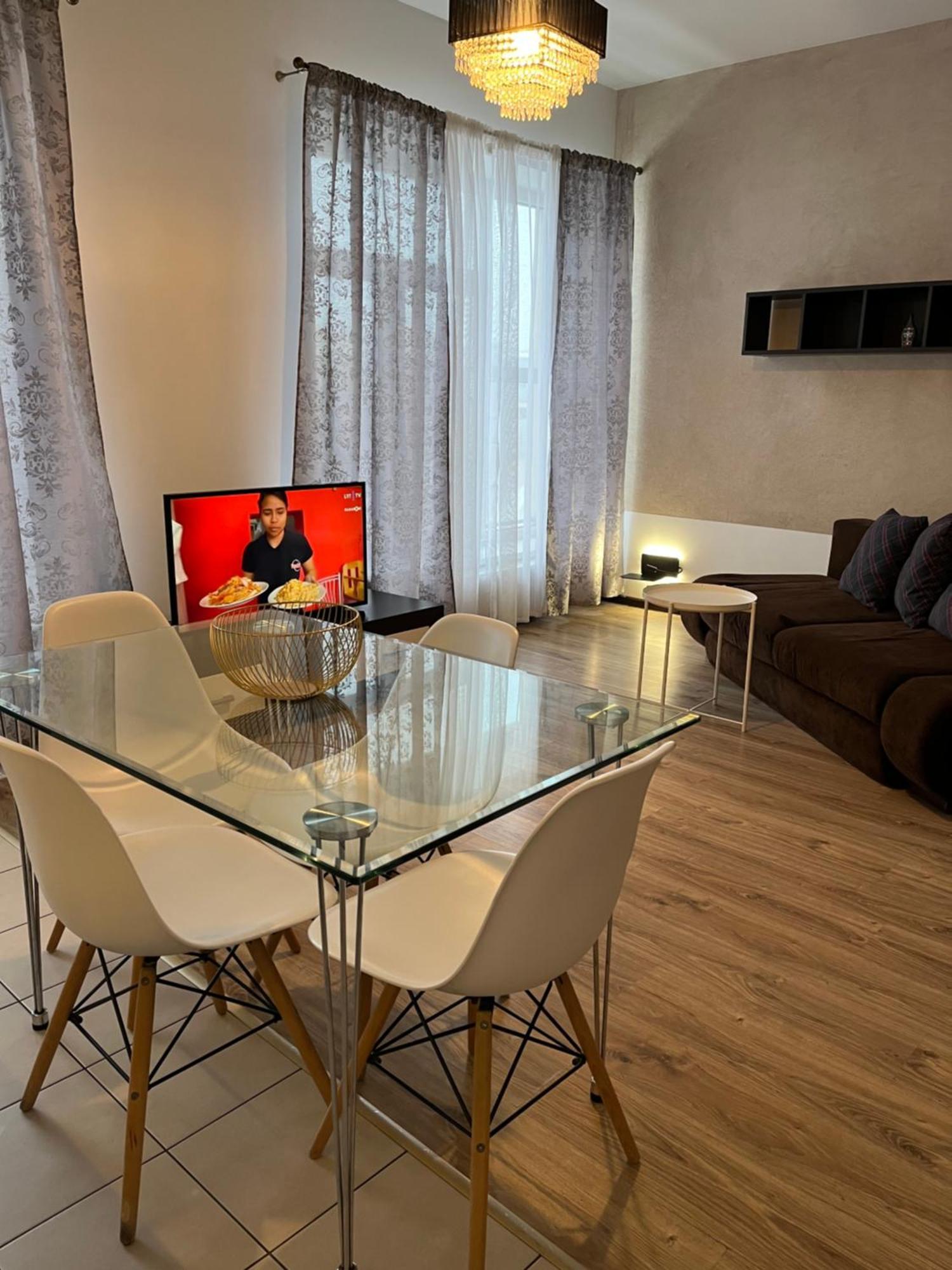 Near Station Apartment 빌뉴스 외부 사진