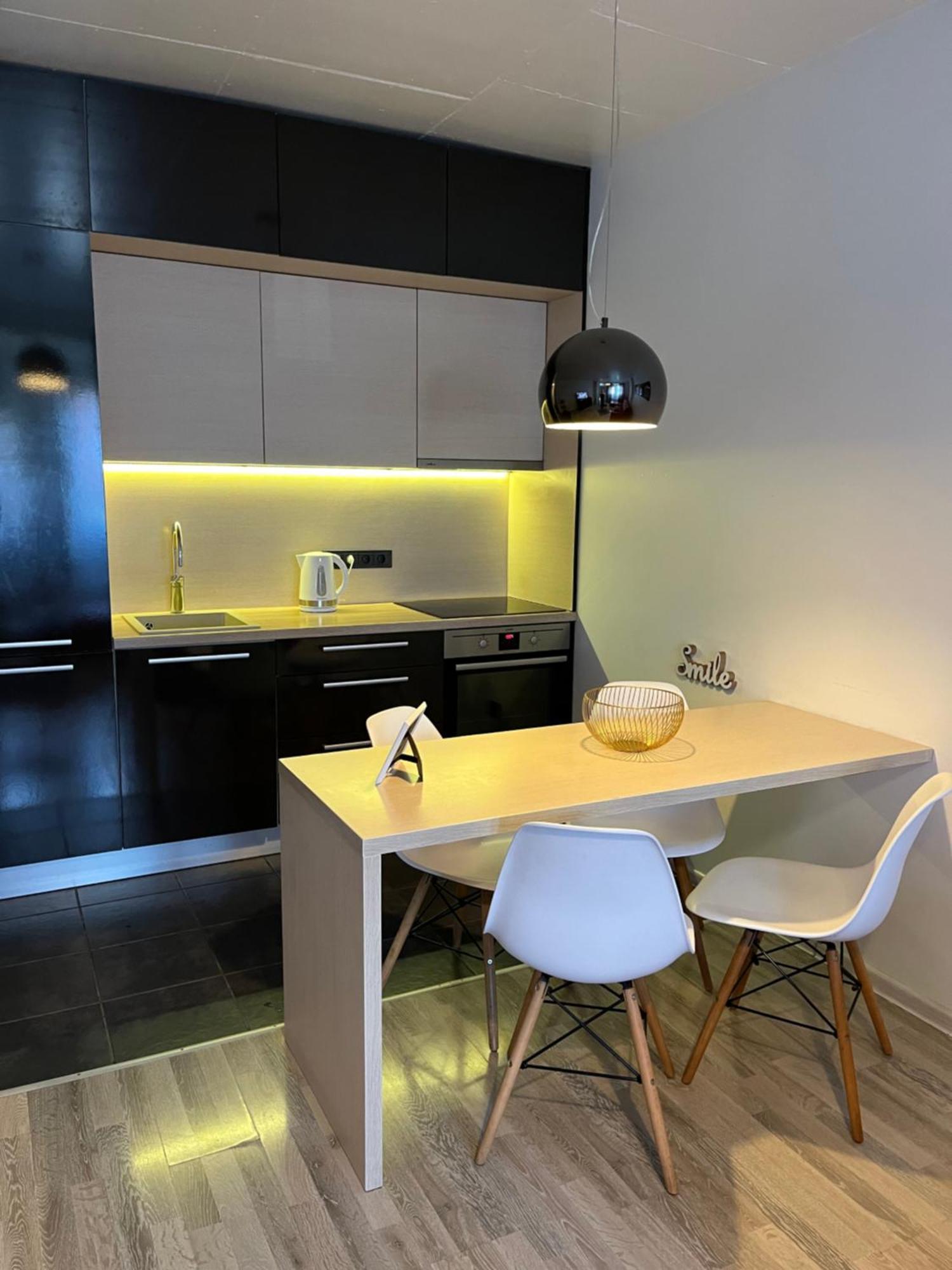 Near Station Apartment 빌뉴스 외부 사진